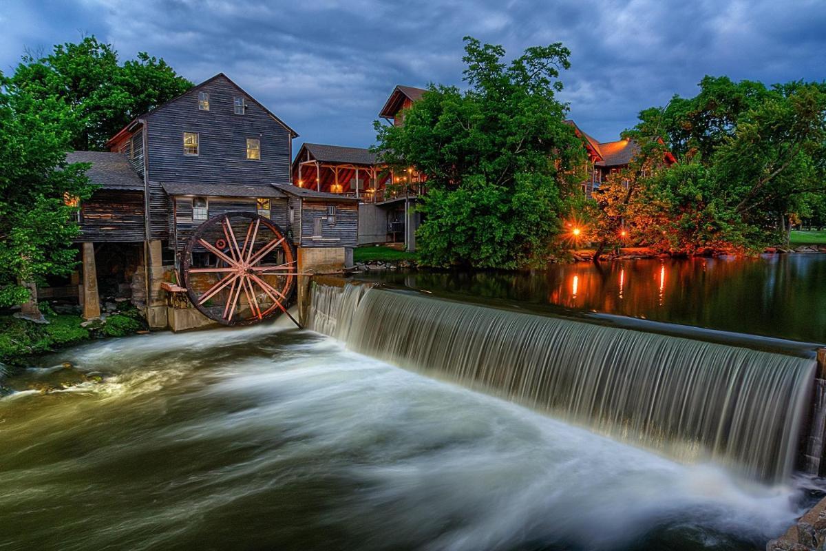 Glori'S Retreat, Game Room, 1089 Of Free Attraction Tickets For Each Paid Day, Dollywood And More Pigeon Forge Kültér fotó