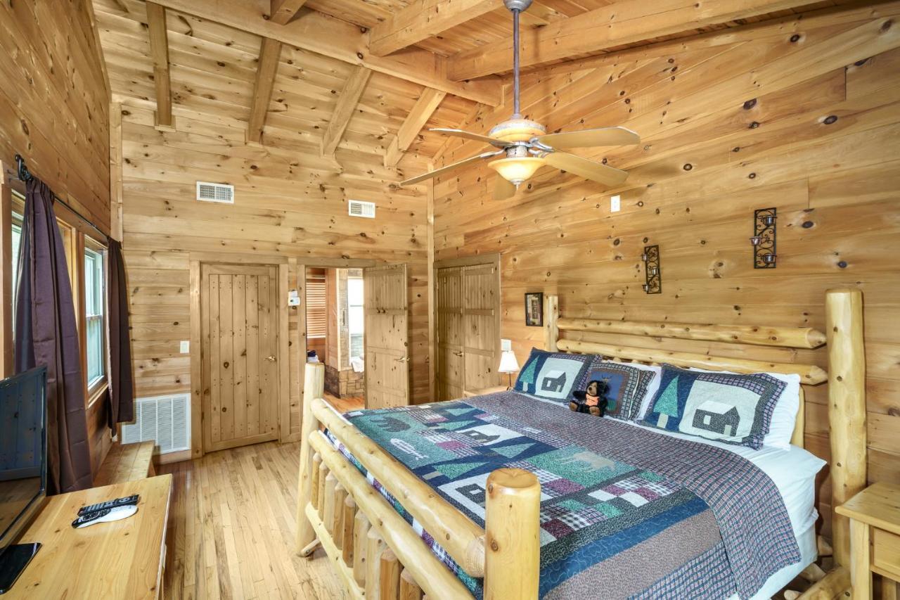 Glori'S Retreat, Game Room, 1089 Of Free Attraction Tickets For Each Paid Day, Dollywood And More Pigeon Forge Kültér fotó