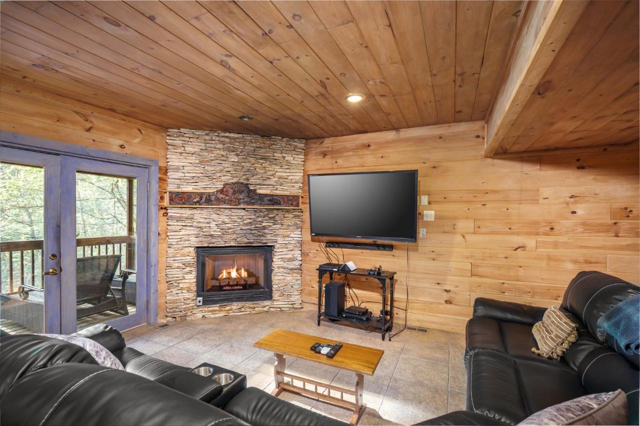 Glori'S Retreat, Game Room, 1089 Of Free Attraction Tickets For Each Paid Day, Dollywood And More Pigeon Forge Kültér fotó