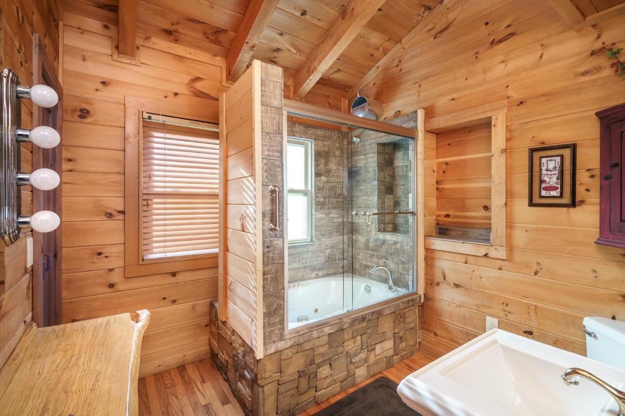 Glori'S Retreat, Game Room, 1089 Of Free Attraction Tickets For Each Paid Day, Dollywood And More Pigeon Forge Kültér fotó
